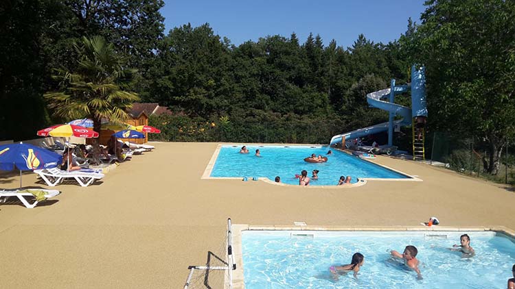 Camping met zwembad Collonges-la-Rouge