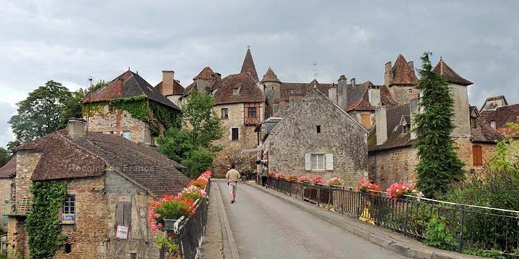 Location chalets Collonges-la-Rouge