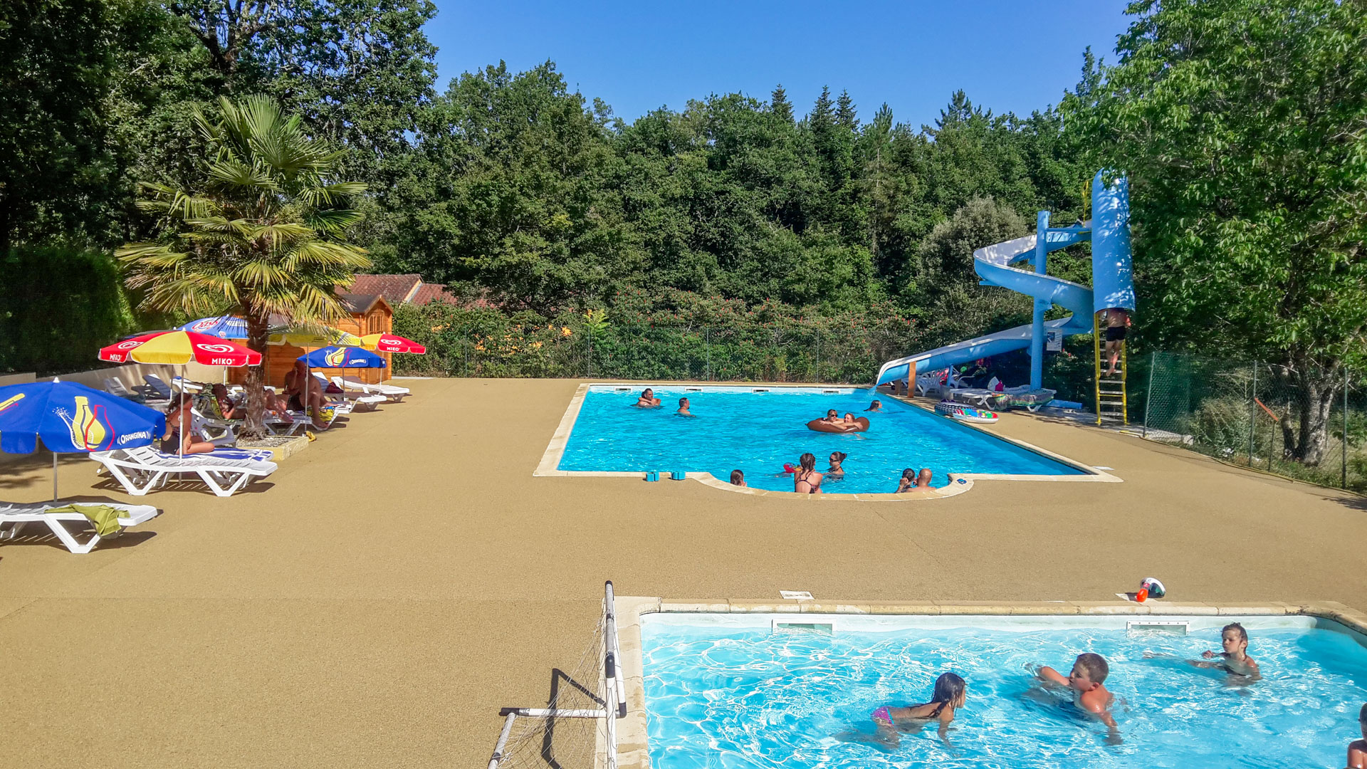 camping avec piscine correze ()